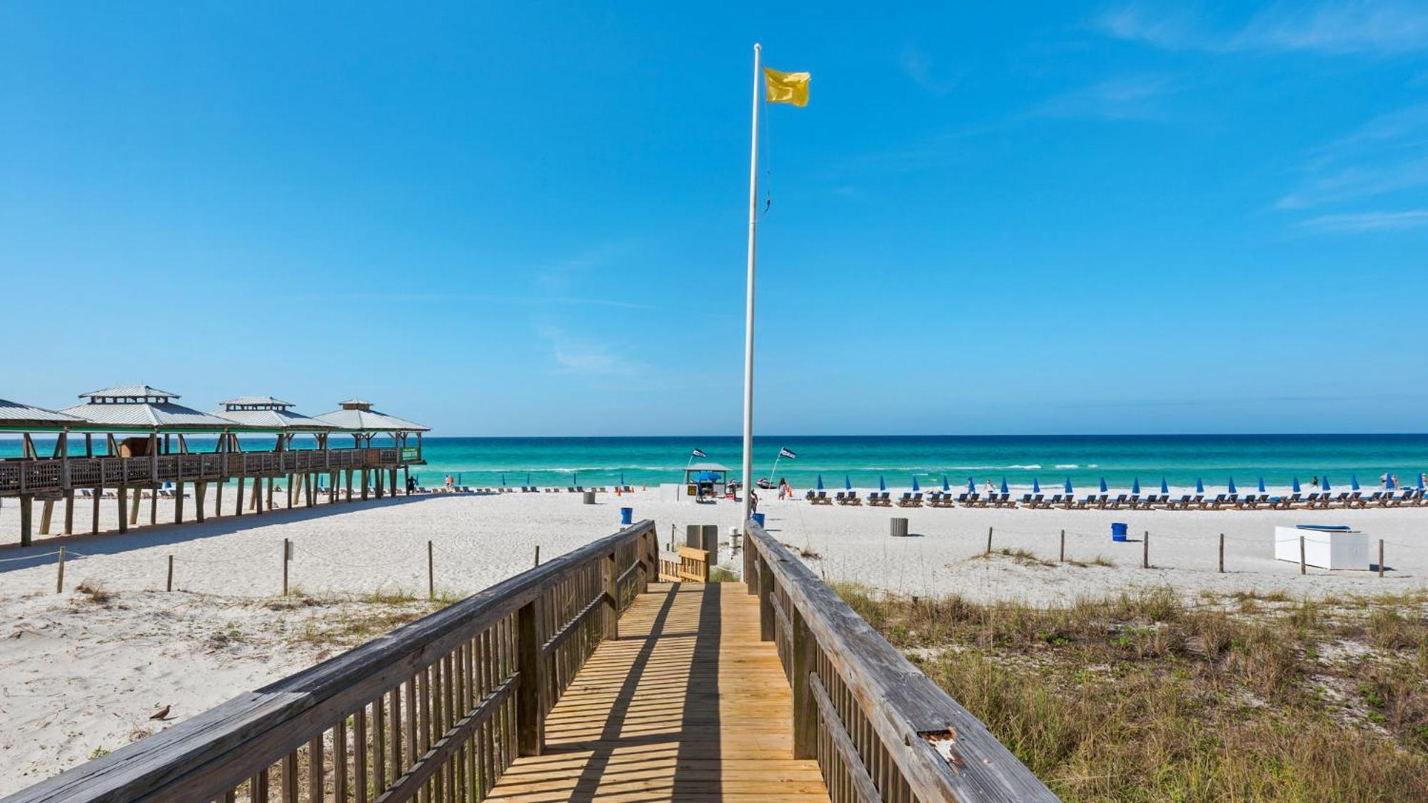 Laketown Wharf 933! Beautiful 3 Bd, Great Amenities, And Great Location Holiday home Panama City Beach
